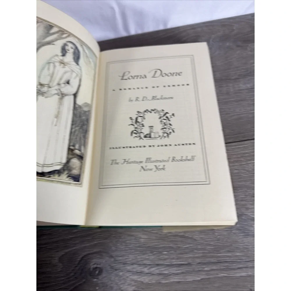 Lorna Doone Book‎ Hardcover by R. D. Blackmore 1943 Box Sleeve